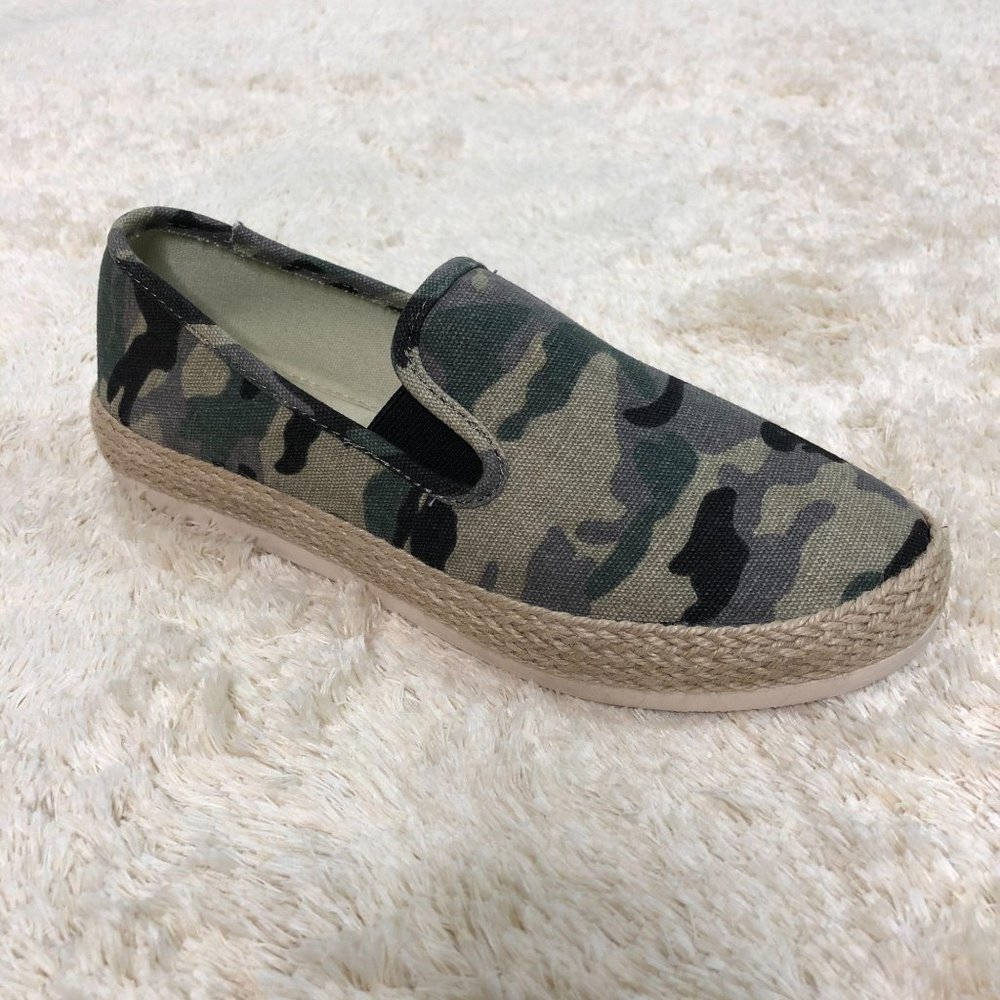 NWOT Esprit Camo Erika Espadrille Slip On Sneaker